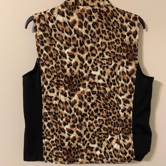 NEW DIRECTIONS Snap Up Front Vest size Medium - Picture 12 of 16